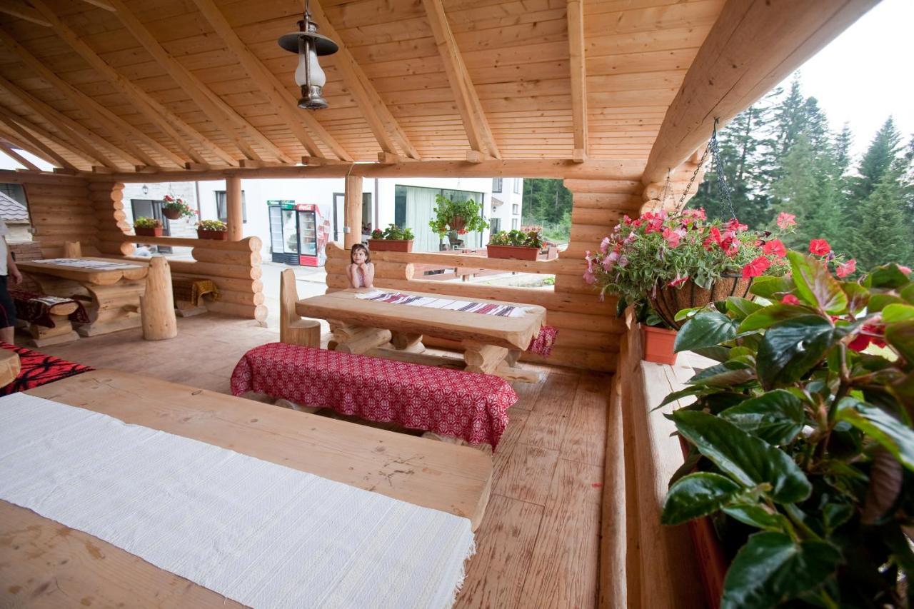 Pension Perla Bucovinei Voroneţ Exterior foto