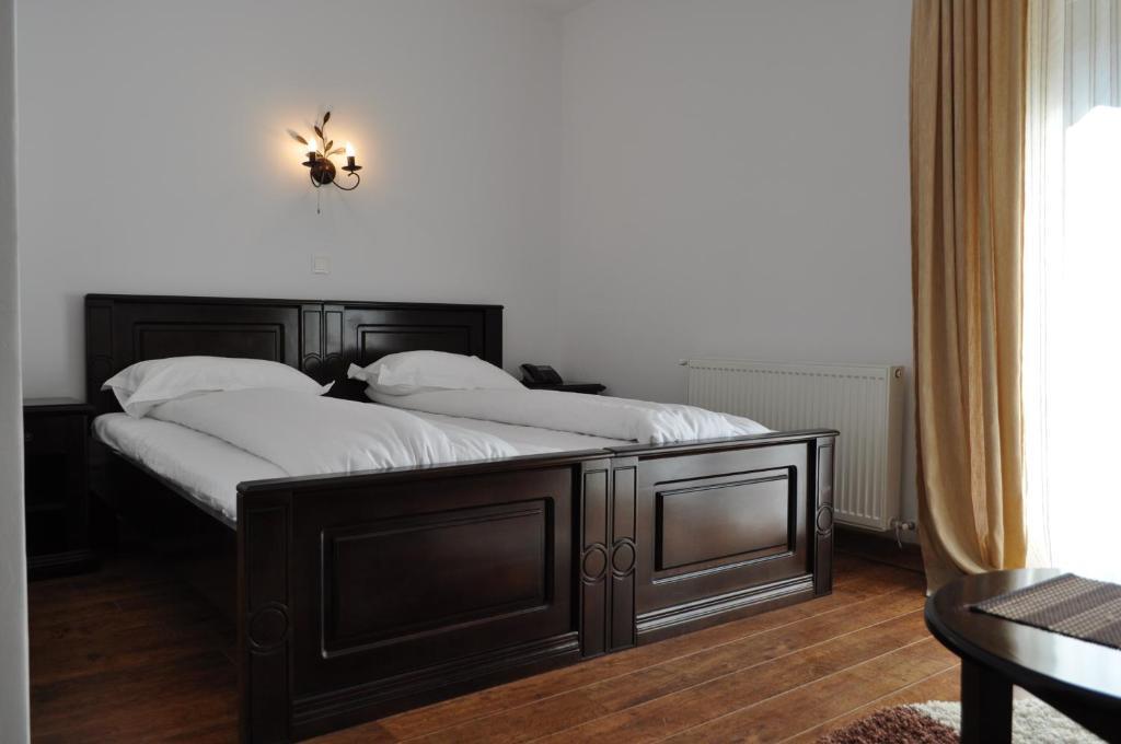 Pension Perla Bucovinei Voroneţ Cameră foto