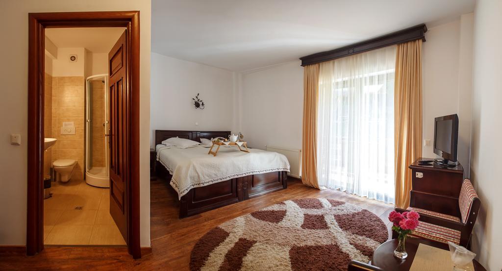Pension Perla Bucovinei Voroneţ Exterior foto