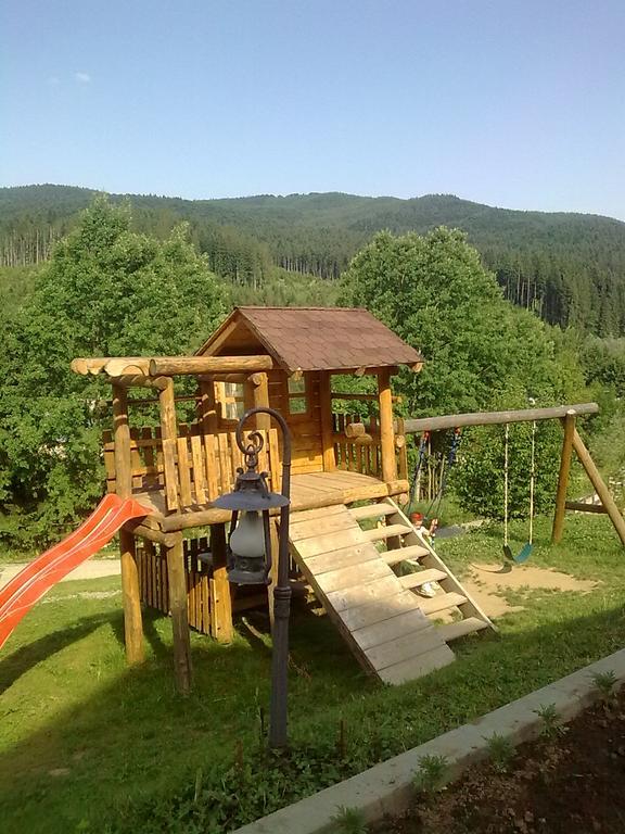 Pension Perla Bucovinei Voroneţ Exterior foto